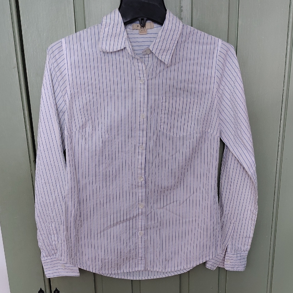Forever 21 Classic White Striped Women's Shirt